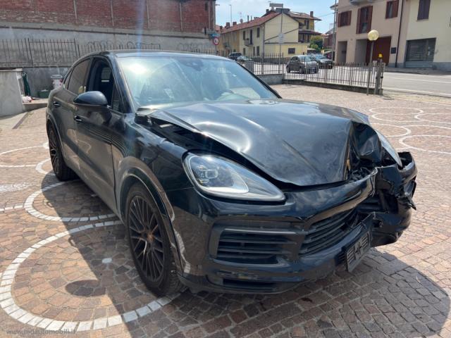 Auto - Porsche cayenne coupÃ¨ 3.0 v6