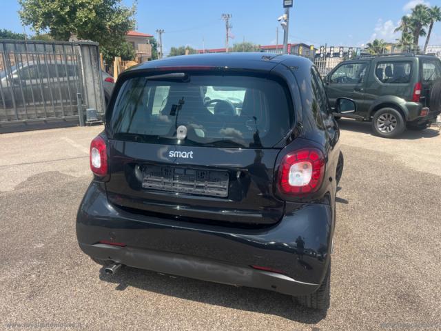 Auto - Smart fortwo 70 1.0 passion