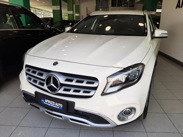 Auto - Mercedes-benz gla 200 d automatic 4matic sport