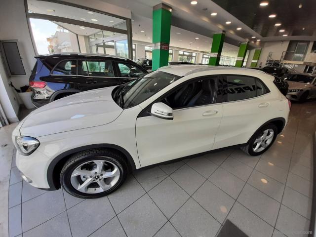 Auto - Mercedes-benz gla 200 d automatic 4matic sport