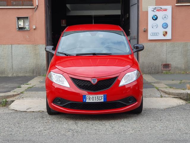 Auto - Lancia ypsilon 1.2 69 cv gpl 5p. mya