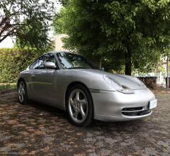 Auto - Porsche 911 carrera 4 coupÃ©