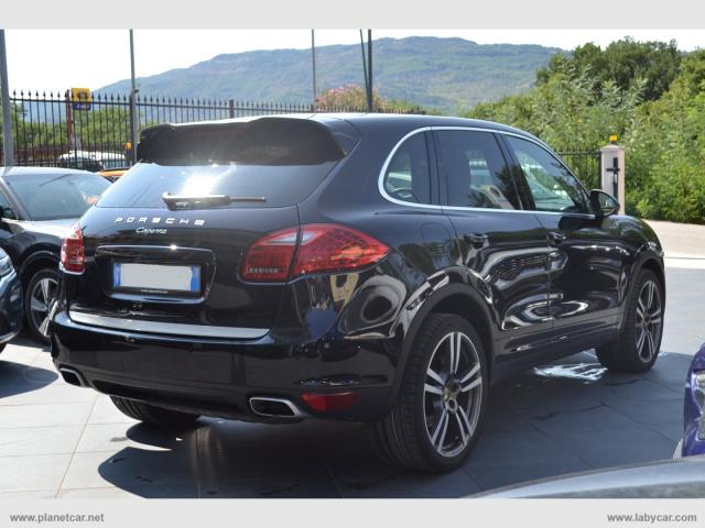 Auto - Porsche cayenne 3.0 diesel 245cv