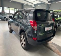 Auto - Toyota rav4 crossover 2.2 d-4d 136 cv sol