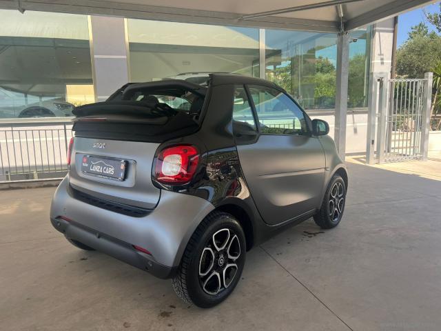 Auto - Smart fortwo 90 0.9 t twinamic cabrio passion