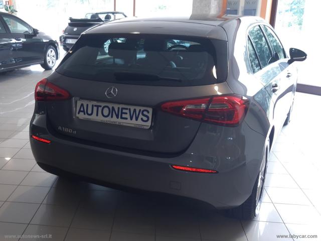 Auto - Mercedes-benz a 180 d automatic business