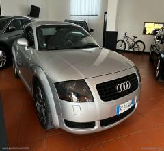 Auto - Audi tt coupÃ© 1.8 t 20v 179cv