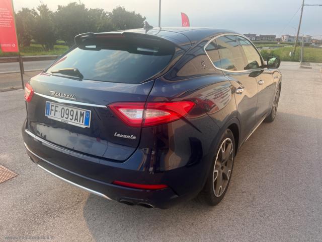 Auto - Maserati levante v6 diesel awd