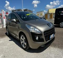 Auto - Peugeot 3008 1.6 hdi 110 cv tecno