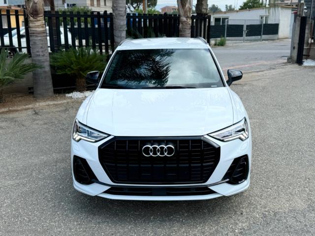 Auto - Audi q3 35 tdi quattro s tronic s line edit.