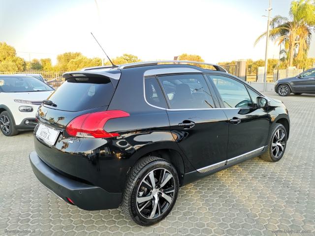 Auto - Peugeot 2008 1.6 e-hdi 115 cv s&s allure