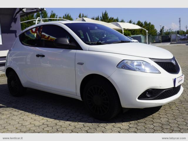 Auto - Lancia ypsilon 1.2 69cv 5p.ti elefantino blu