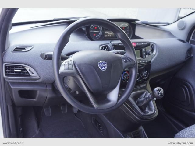 Auto - Lancia ypsilon 1.2 69cv 5p.ti elefantino blu