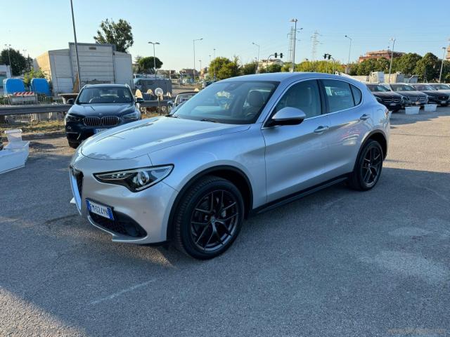 Auto - Alfa romeo stelvio 2.2 t.diesel 210 cv at8 q4 bus.