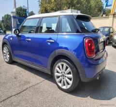 Auto - Mini mini cooper d 5 porte c/aut.