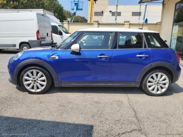 Auto - Mini mini cooper d 5 porte c/aut.