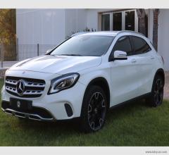 Auto - Mercedes-benz gla 200 d automatic sport