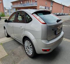 Auto - Ford focus 2.0 145cv 5p. bz.- gpl titanium