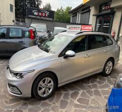 Auto - Volkswagen golf variant 2.0 tdi 115 cv dsg life