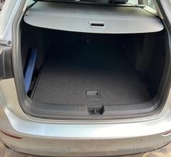 Auto - Volkswagen golf variant 2.0 tdi 115 cv dsg life