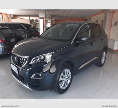 Auto - Peugeot 3008 puretech turbo 130 s&s allure