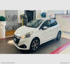 Peugeot 208 puretech 82 5p. allure