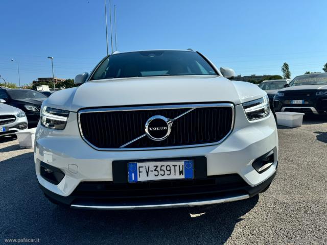 Auto - Volvo xc40 d3