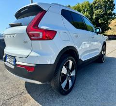 Auto - Volvo xc40 d3