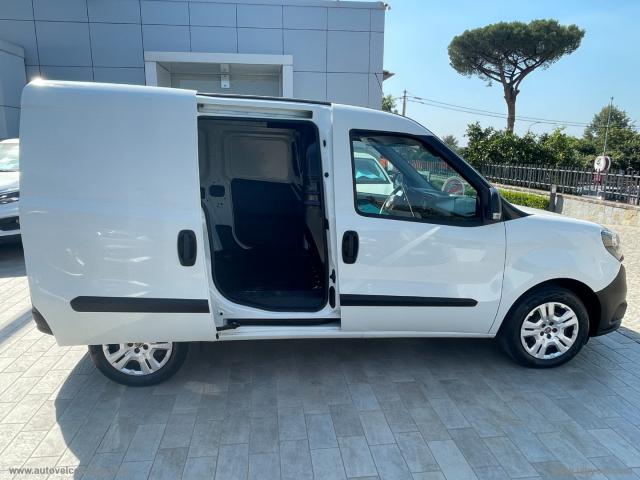 Auto - Fiat doblÃ² 1.6 mjt 105cv pc-tn cargo lounge