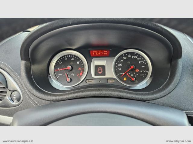 Auto - Renault clio 1.2 3p. yahoo!