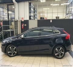 Auto - Volvo v40 d2 1.6 r-design