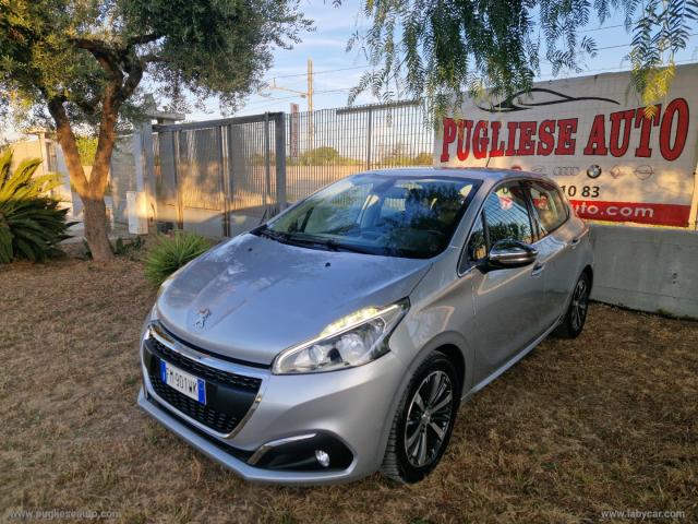 Peugeot 208 puretech 82 5p. allure