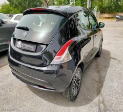 Auto - Lancia ypsilon 1.3 mjt 95 cv 5p. s&s gold