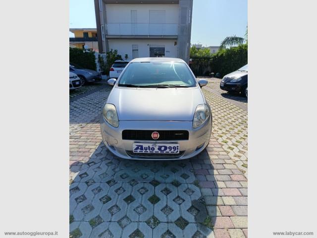 Auto - Fiat grande punto 1.3 mjt 75 cv 5p. dynamic