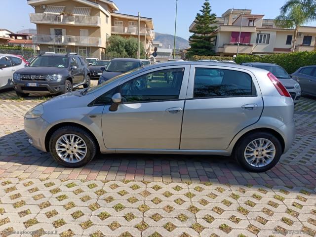 Auto - Fiat grande punto 1.3 mjt 75 cv 5p. dynamic