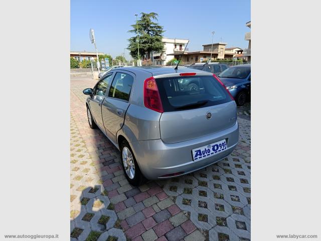 Auto - Fiat grande punto 1.3 mjt 75 cv 5p. dynamic