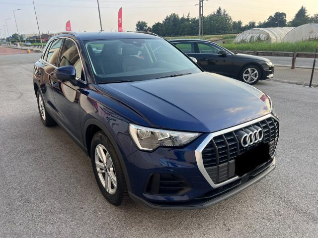 Auto - Audi q3 35 tdi s tronic business