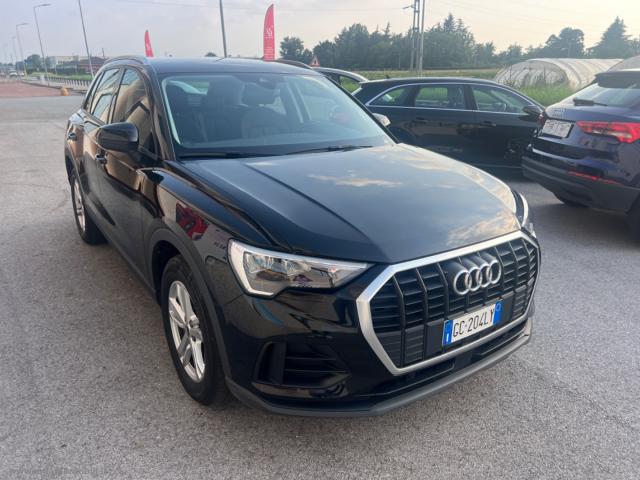 Auto - Audi q3 35 tdi s tronic business