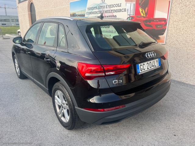 Auto - Audi q3 35 tdi s tronic business