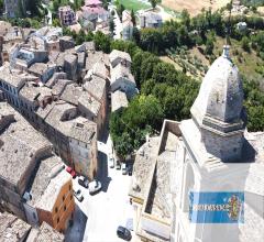 Appartamenti in Vendita - Casa indipendente in vendita a pollenza centro storico