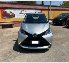 Auto - Toyota aygo x-play 1.0 69cv 5p. automatica