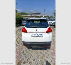 Auto - Peugeot 2008 puretech 82 active