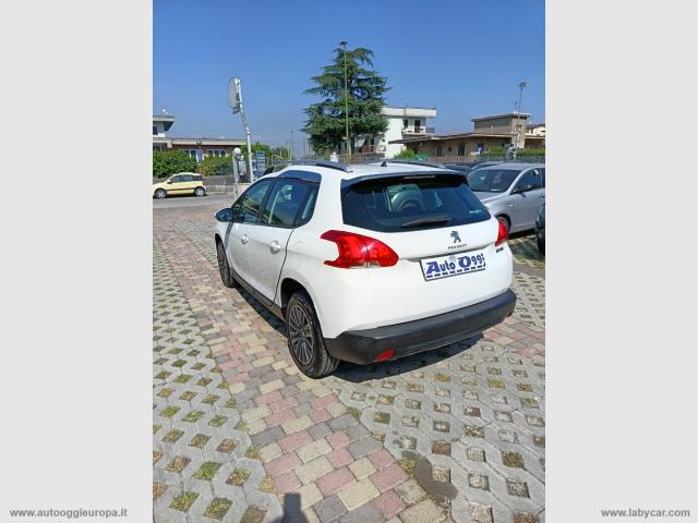 Auto - Peugeot 2008 puretech 82 active