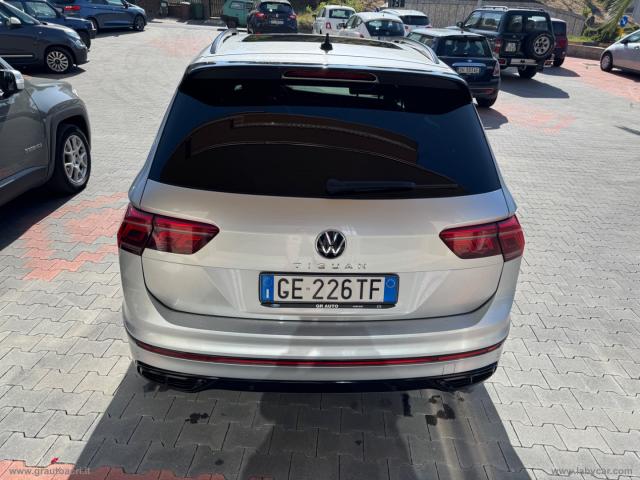 Auto - Volkswagen tiguan 2.0 tdi 150cv scr dsg r-line