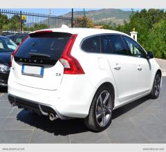 Auto - Volvo v60 d3 r-design