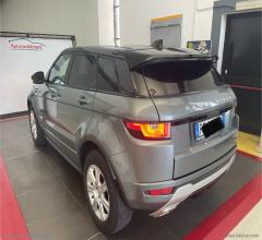 Auto - Land rover rr evoque 2.0 td4 hse dynamic 150 cv 5p.