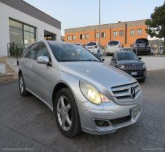 Auto - Mercedes-benz r 320 cdi 4matic sport