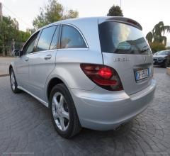 Auto - Mercedes-benz r 320 cdi 4matic sport