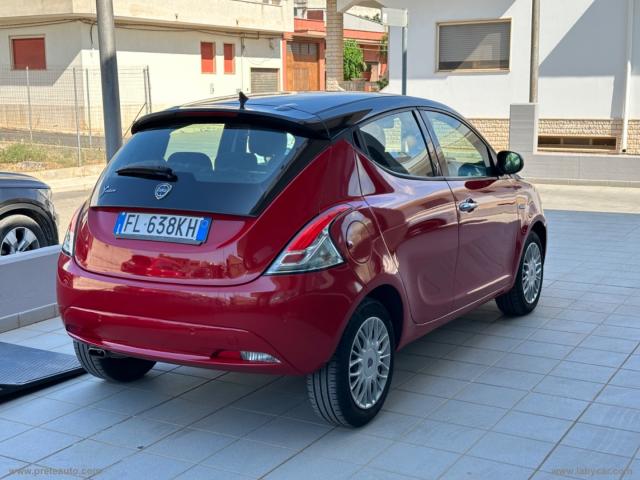 Auto - Lancia ypsilon 1.3 mjt 95 cv 5p. s&s gold