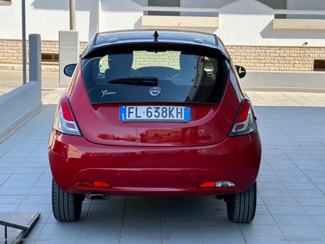 Auto - Lancia ypsilon 1.3 mjt 95 cv 5p. s&s gold